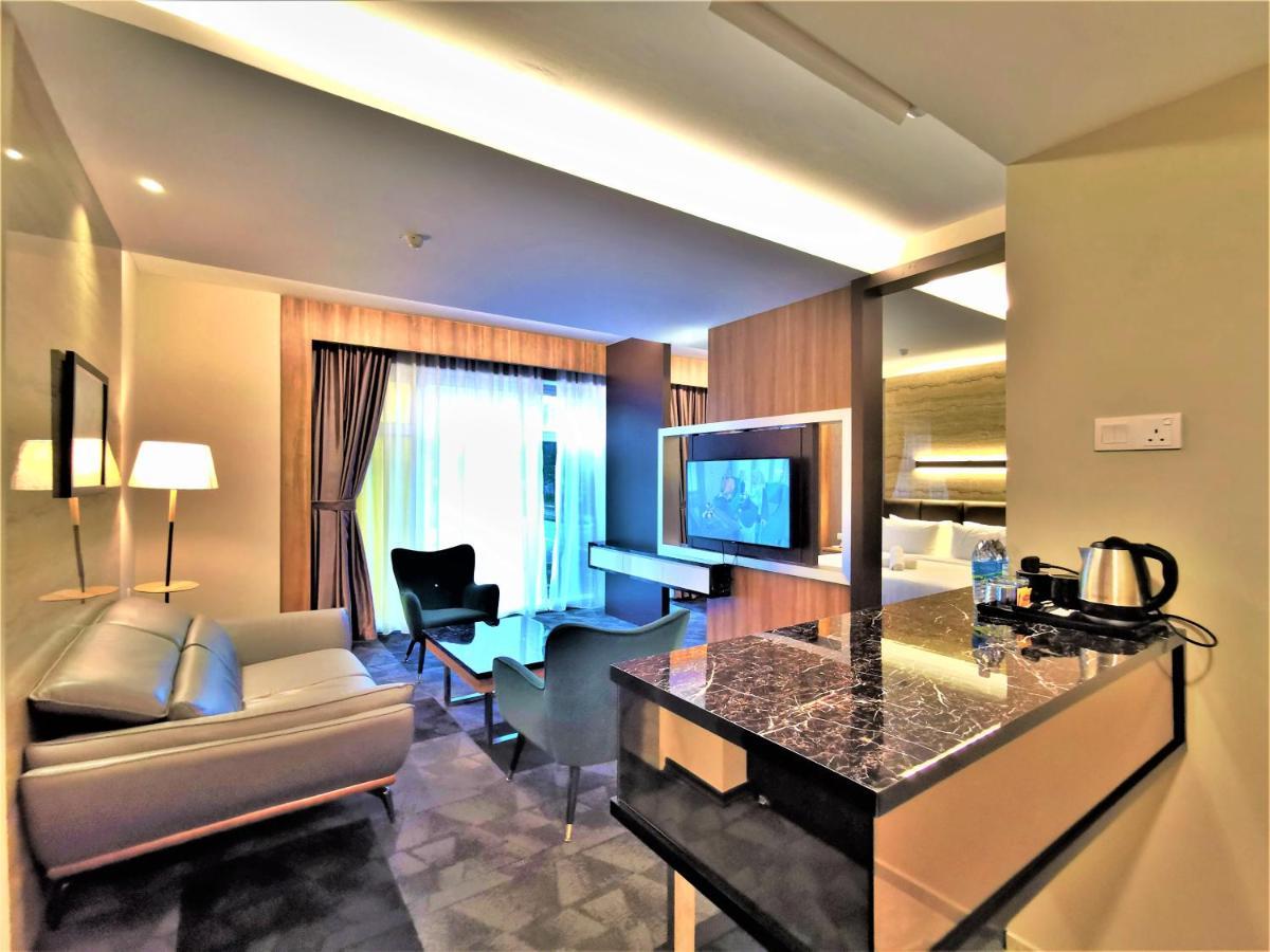 ג'והור בהרו Prestigo Hotel - Johor Bharu מראה חיצוני תמונה