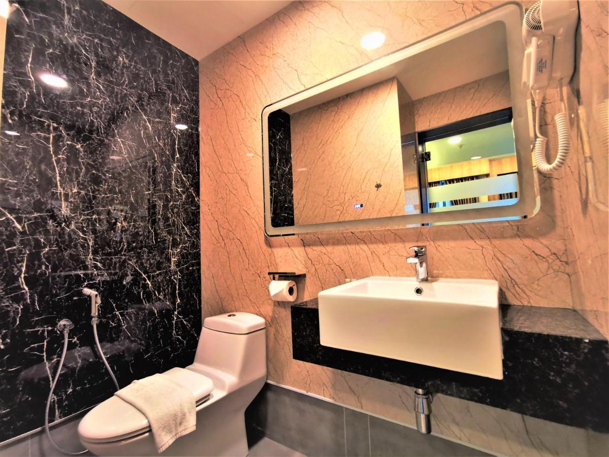 ג'והור בהרו Prestigo Hotel - Johor Bharu מראה חיצוני תמונה